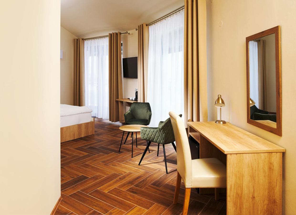 Hotel Dymnik Румбурк Екстер'єр фото