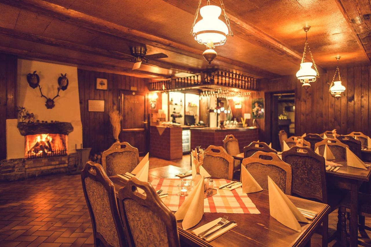 Hotel Dymnik Румбурк Екстер'єр фото